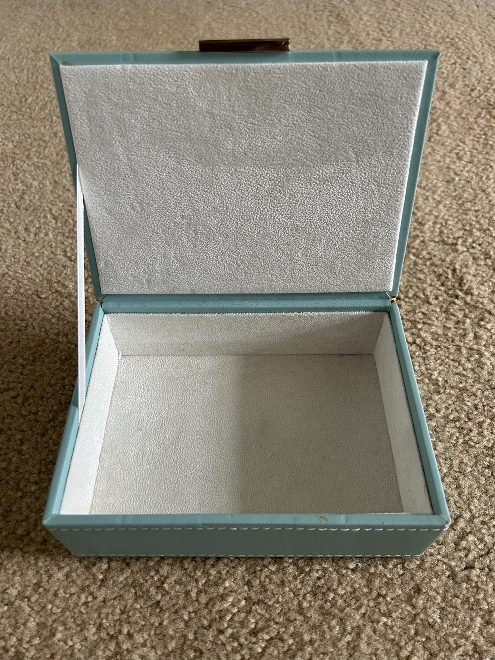 Light Blue Jewelry Box - Picture 3 of 8